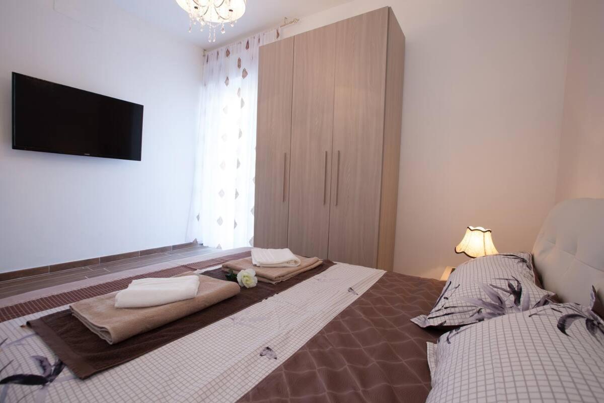 Residenza Alexander Luxury 1 Apartment Verona Bagian luar foto